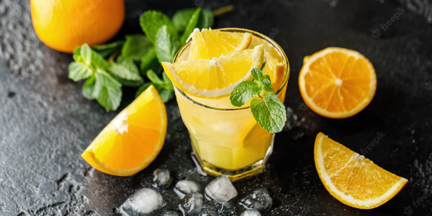 2022-11-17 14_45_09-cocktail-screwdriver-homemade-orange-cocktail-with-mint-vodka-rum-with-orange-ju